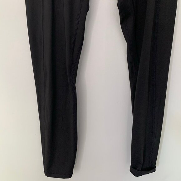 NEW Burn Bootcamp seamless black workout leggings with pockets - Picture 3 of 11